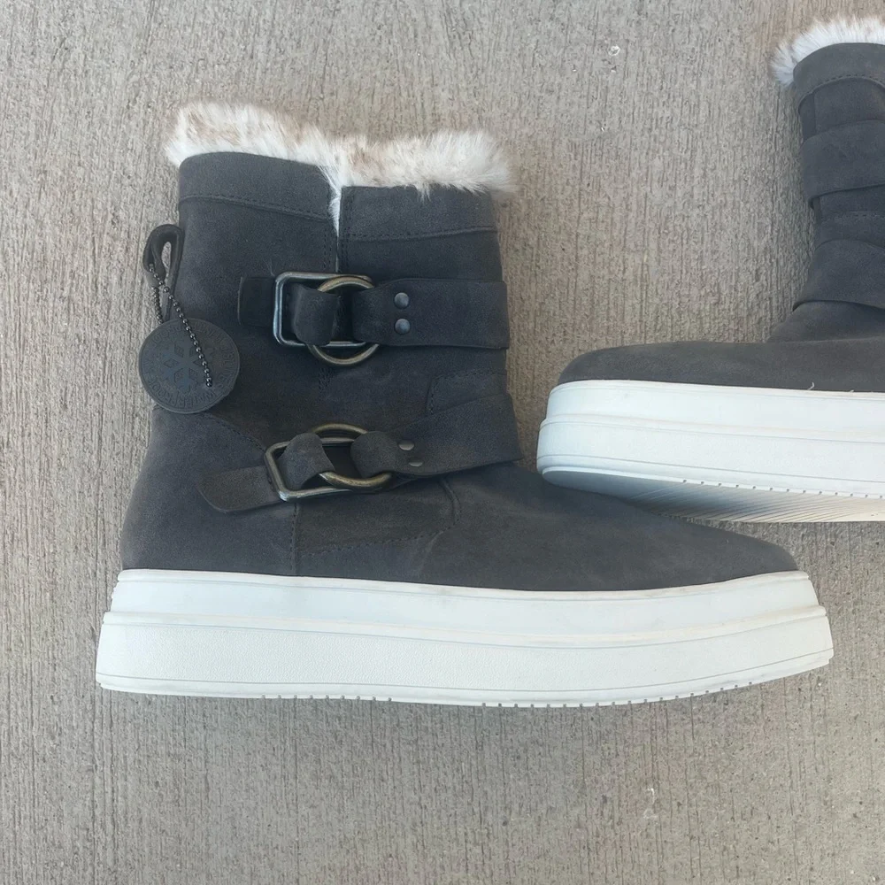 J/Slides Nelly Boots 8.5 Gray Suede Faux Fur Lined Winter Ankle Boots